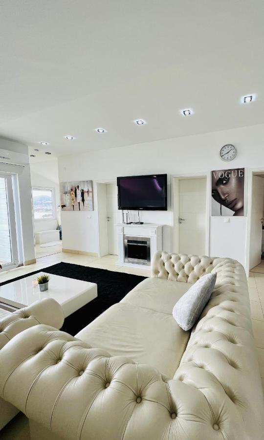 Apartments Imperium Трогир Экстерьер фото