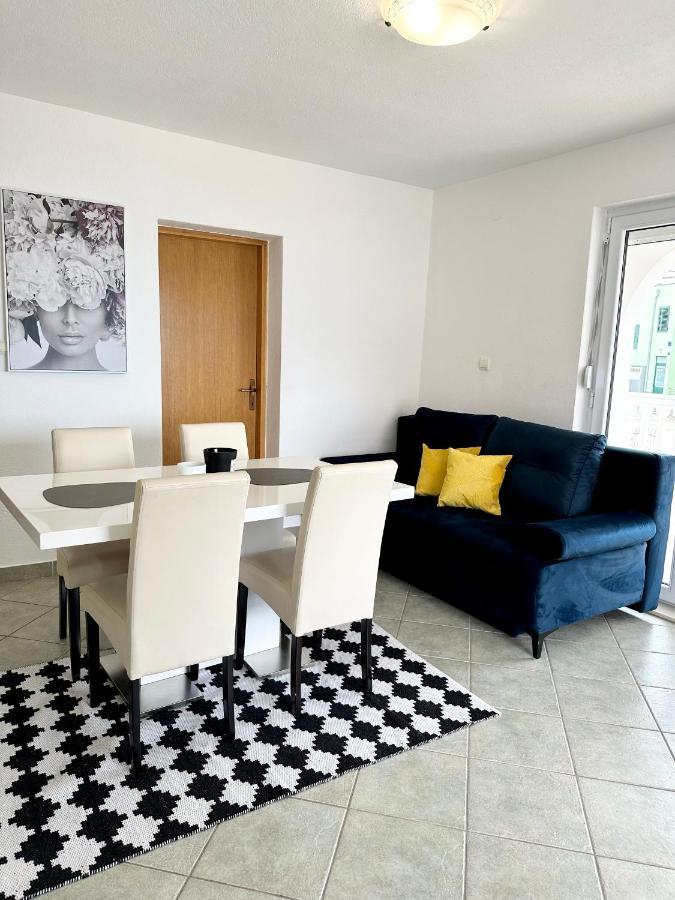 Apartments Imperium Трогир Экстерьер фото