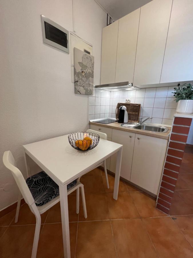 Apartments Imperium Трогир Экстерьер фото