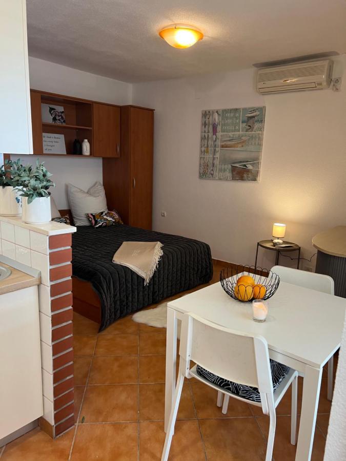 Apartments Imperium Трогир Экстерьер фото