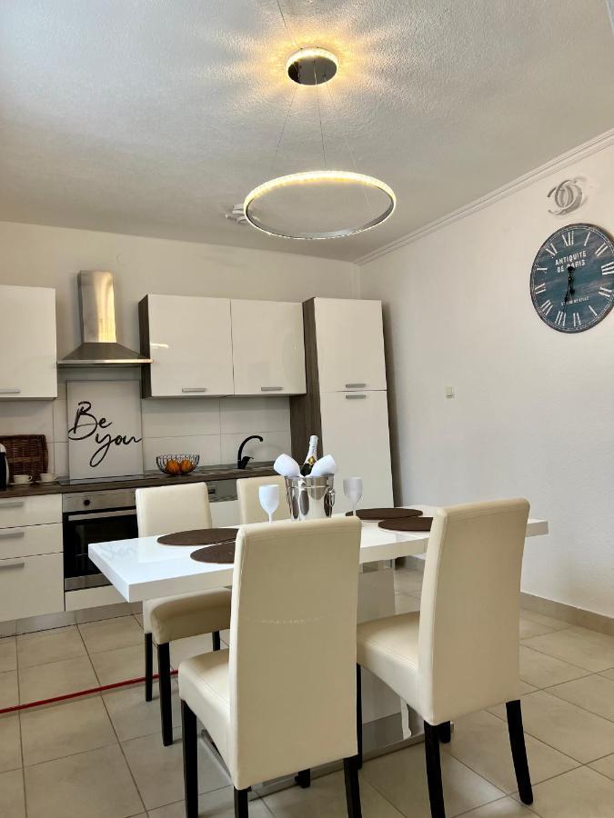 Apartments Imperium Трогир Экстерьер фото